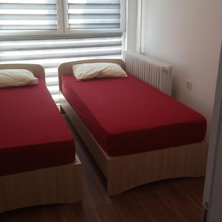 Sky View Luxury Center Skopje Apartments Esterno foto