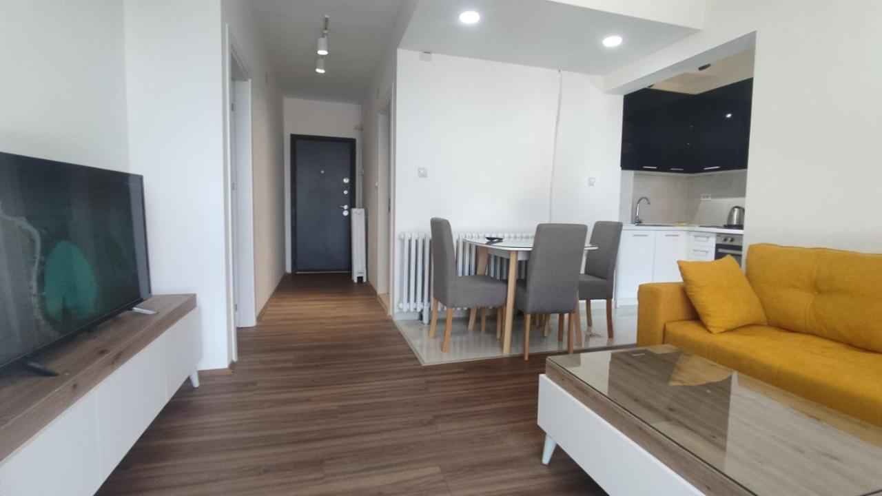 Sky View Luxury Center Skopje Apartments Esterno foto