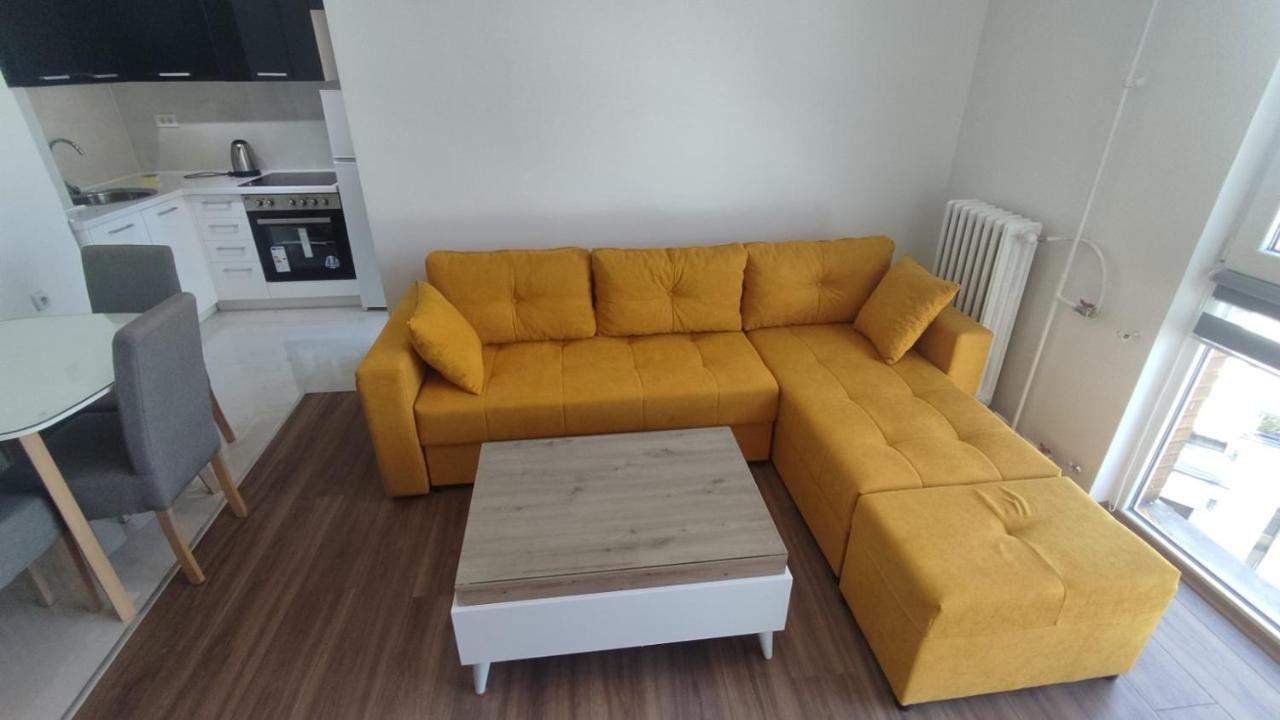 Sky View Luxury Center Skopje Apartments Esterno foto