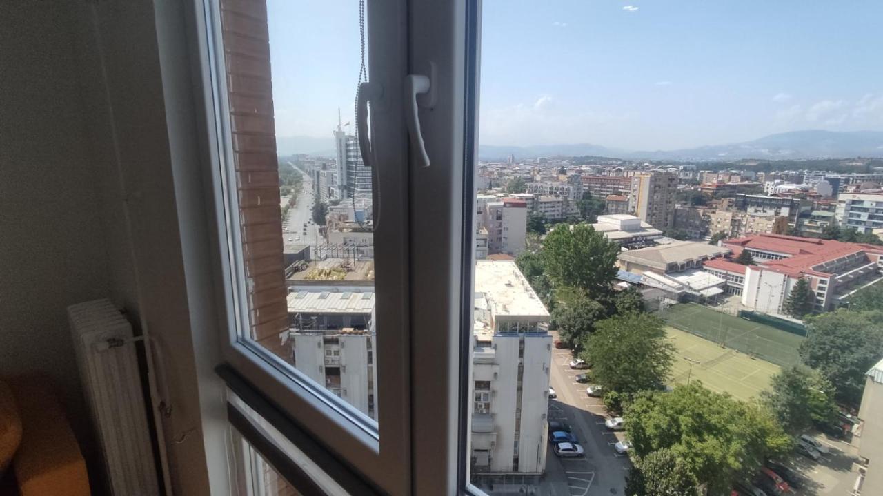 Sky View Luxury Center Skopje Apartments Esterno foto