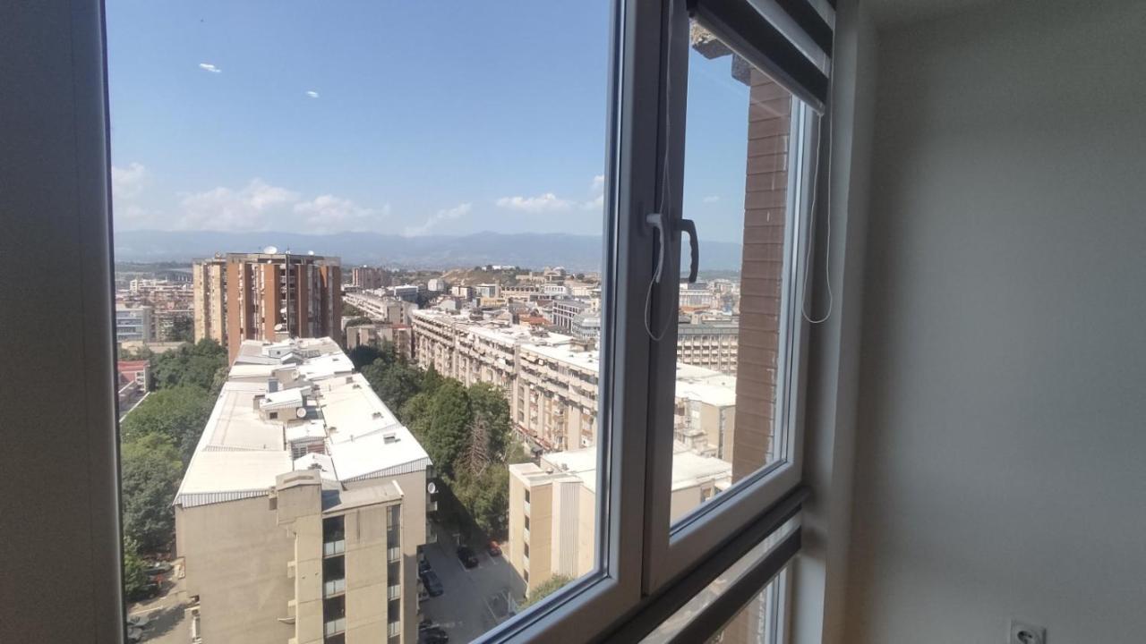 Sky View Luxury Center Skopje Apartments Esterno foto